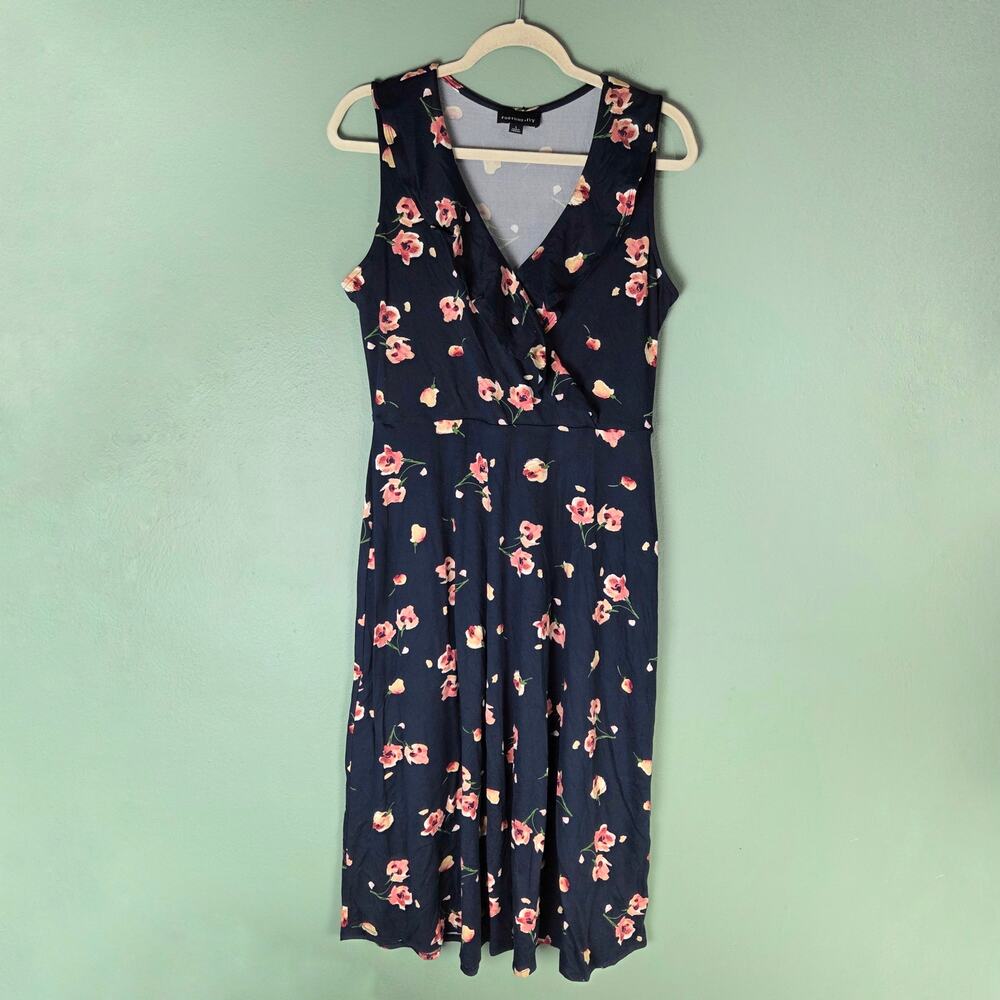 Fortune + Ivy Joceline Knit Floral Midi Dress Large Navy Pink Sleeveless V-Neck